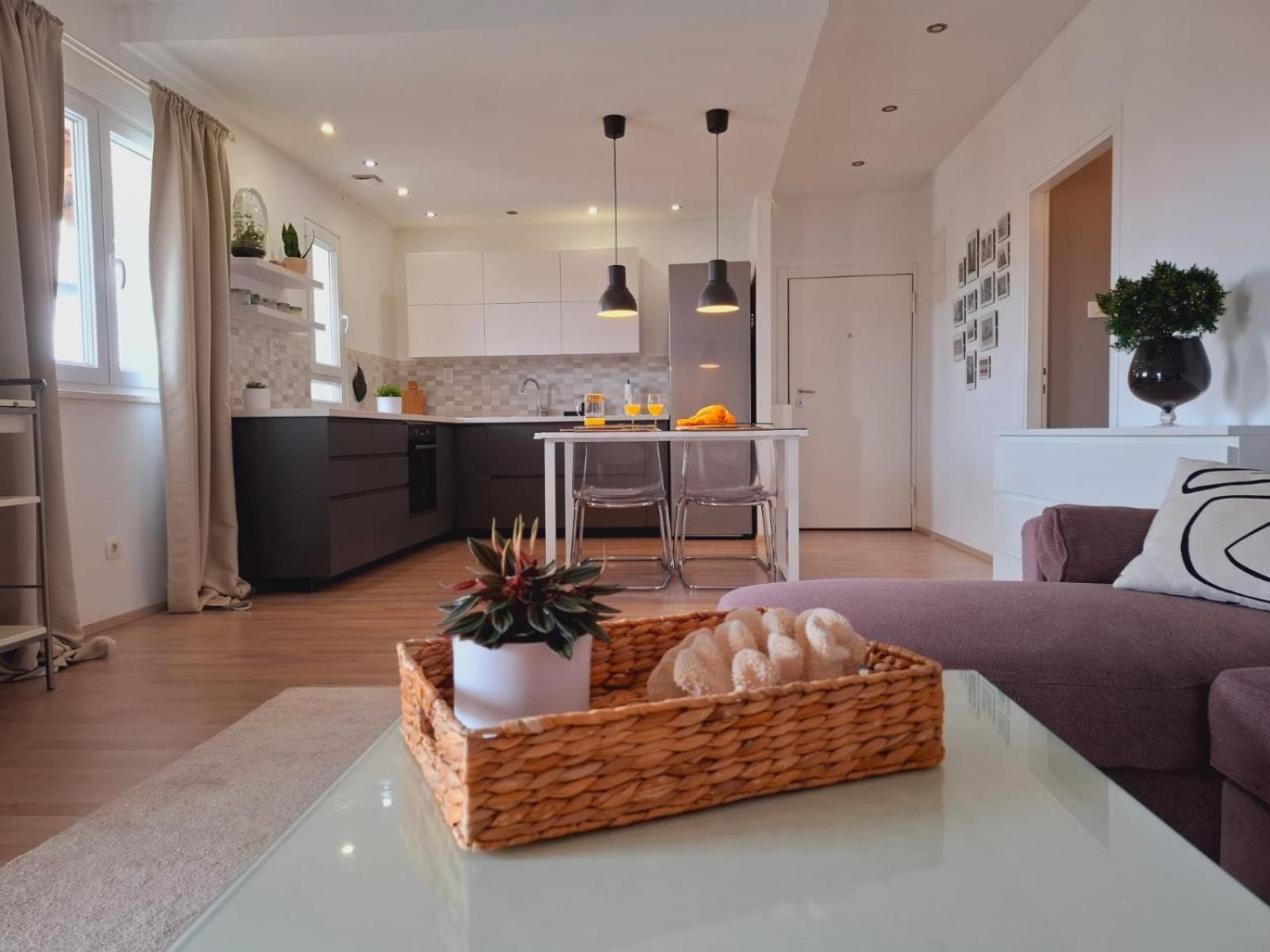Skenza'S Loft Near Beach And City Center Split Exterior photo